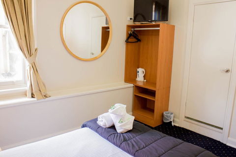 Gardners Inn Hotel - VIC Tourism 24