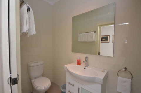 The Old Saddlery - VIC Tourism 2