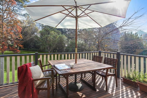Allegra Cottage Of Leura - VIC Tourism 0
