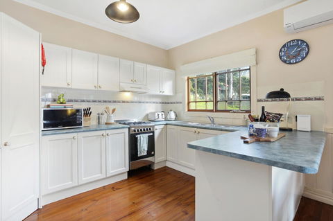 Allegra Cottage Of Leura - VIC Tourism 2