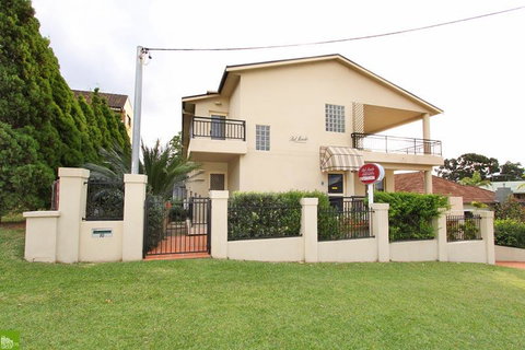 Bel Mondo Apartments - VIC Tourism 8