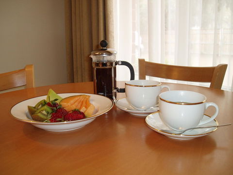 Carlyle Suites & Apartments - VIC Tourism 18