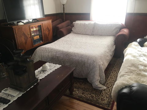 Caledonia Cottage - VIC Tourism 4