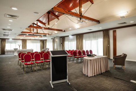 Mercure Darwin Airport Resort - VIC Tourism 38