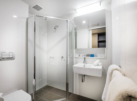 Mercure Darwin Airport Resort - VIC Tourism 5