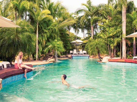 Mercure Darwin Airport Resort - VIC Tourism 0