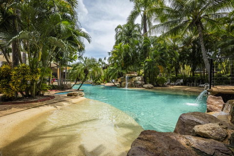 Mercure Darwin Airport Resort - VIC Tourism 6
