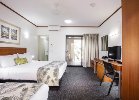 Mercure Darwin Airport Resort - VIC Tourism 16
