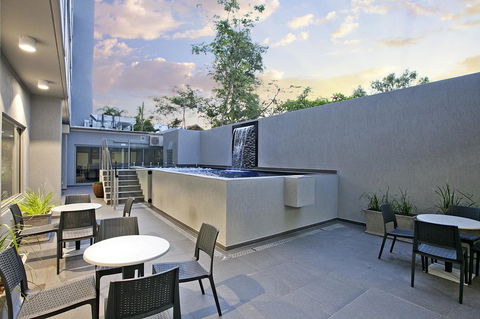 Argus Hotel Darwin - VIC Tourism 2