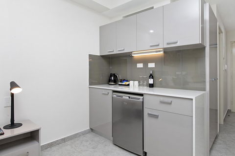 Argus Hotel Darwin - VIC Tourism 6