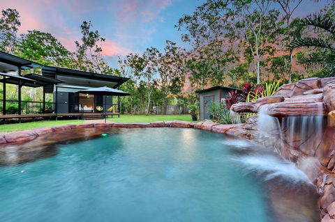 'Tropical Oasis - Darwin NT - VIC Tourism 2