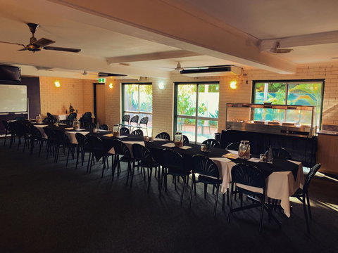 Pine Tree Motel - VIC Tourism 39