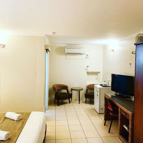 Pine Tree Motel - VIC Tourism 34