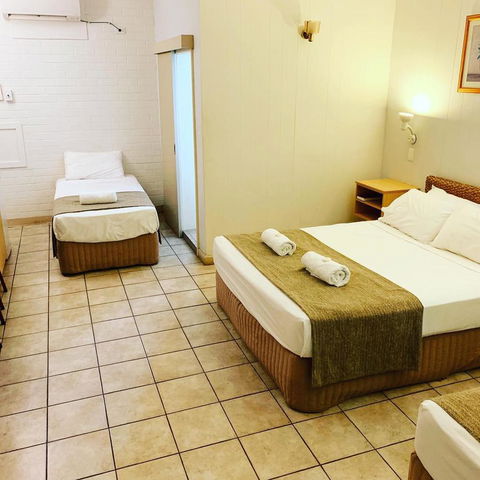 Pine Tree Motel - VIC Tourism 23