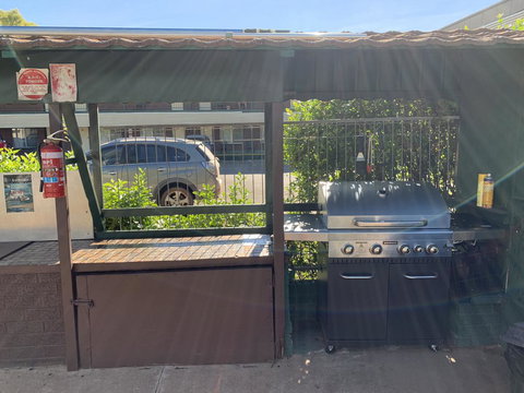 Pine Tree Motel - VIC Tourism 4