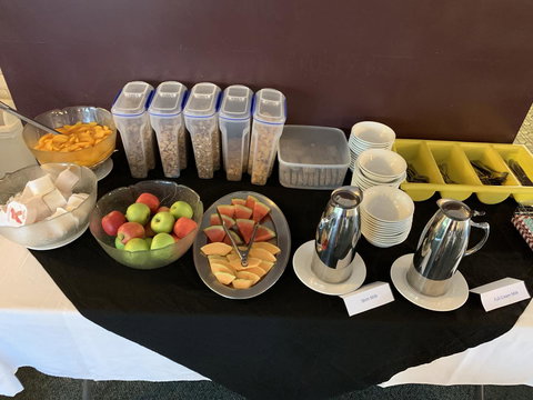 Pine Tree Motel - VIC Tourism 14