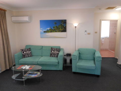 Beaches Serviced Apartments - VIC Tourism 25