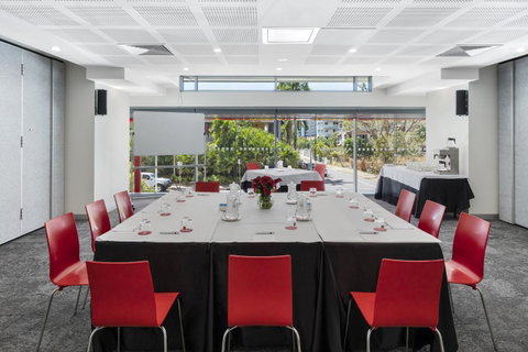 Oaks Darwin Elan Hotel - VIC Tourism 25