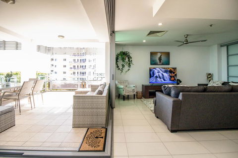 ZEN BY THE WATER - Esplanade Darwin Retreat - VIC Tourism 40