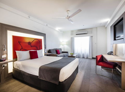 Novotel Darwin CBD - VIC Tourism 12