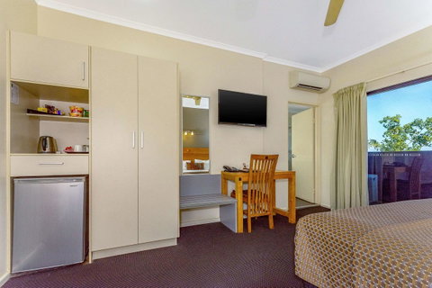 Quality Hotel Darwin Airport - VIC Tourism 4