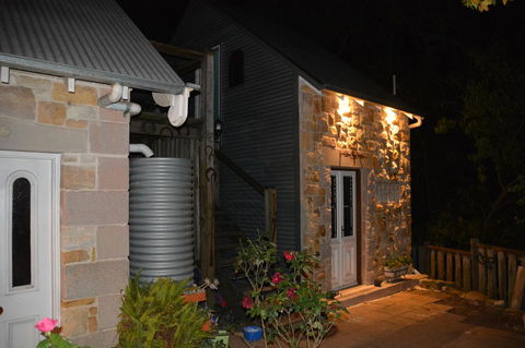 Garden Room - VIC Tourism 10