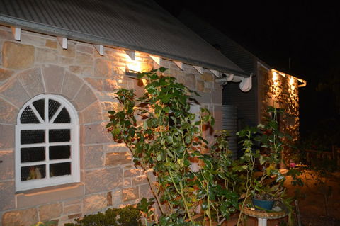 Garden Room - VIC Tourism 9