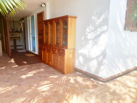 Bongaree Ocean Villa - VIC Tourism 1