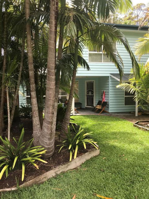 BOOTI BEACH HOUSE - VIC Tourism 3