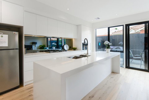 Boutique Stays - Murrumbeena Place 2 - VIC Tourism 3