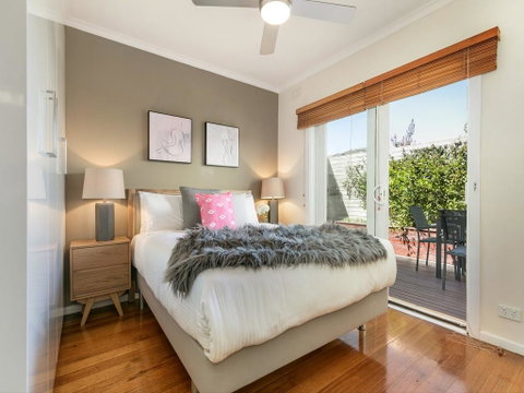 Boutique Stays - Sandy Breeze 3 - VIC Tourism 3