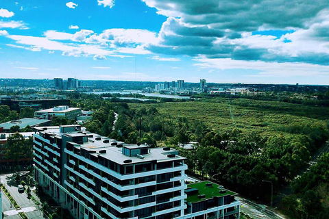 Brand New 2 Bed Apartment With Absolute Park View - VIC Tourism 1