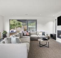 Bridgewater Luxury family retreat close to the beach - VIC Tourism