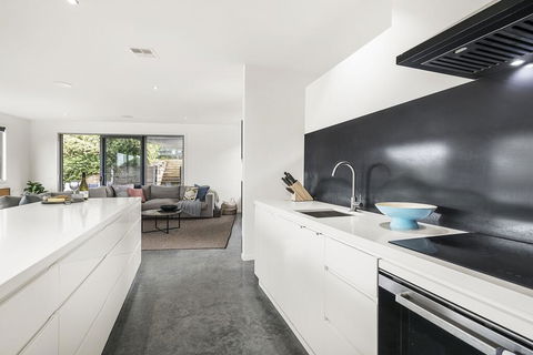 Bridgewater Luxury Family Retreat, Close To The Beach - VIC Tourism 1