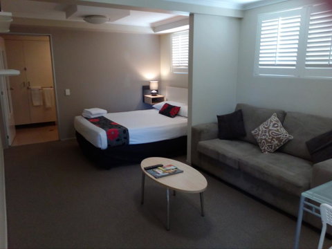 Brisbane Street Studios - VIC Tourism 2