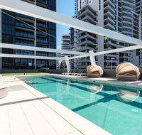 Broadbeach 2 Bedroom FREE WIFI Netflix  Parking - VIC Tourism