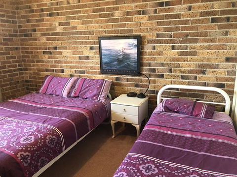 Bronte Court No 3 At South West Rocks - VIC Tourism 1