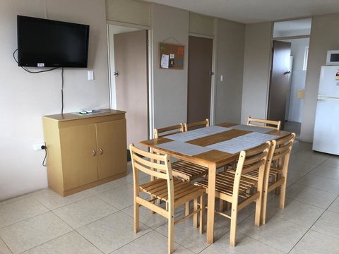 Browns At Broadbeach - VIC Tourism 1