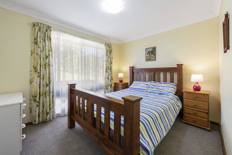 Buckland St 29 Mollymook - VIC Tourism 3