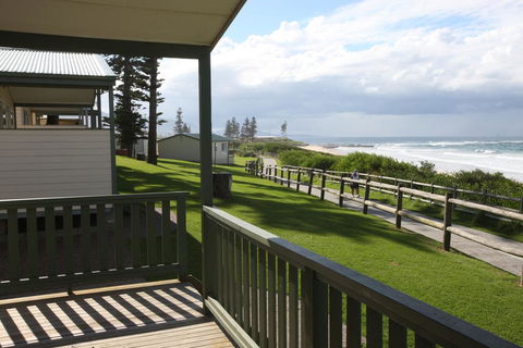 Bulli Beach Tourist Park - VIC Tourism 0
