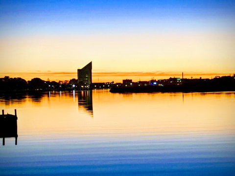 Bunbury's Most Convenient Location - VIC Tourism 0