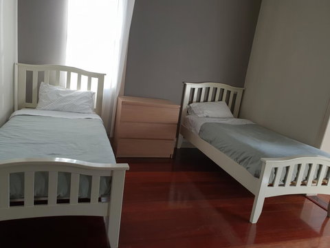 Bunbury's Most Convenient Location - Unit 2 - VIC Tourism 2