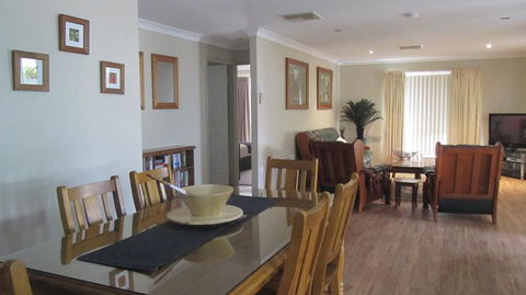Bunya Vista Accommodation - VIC Tourism 2