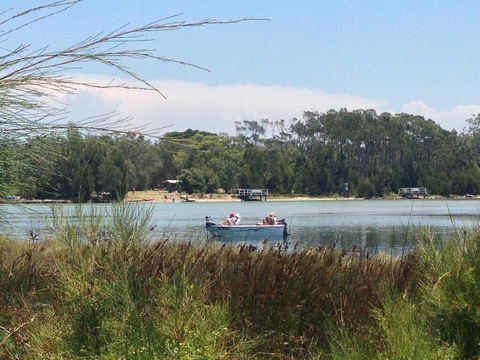 Burrill Lakeview Cottage - VIC Tourism 1