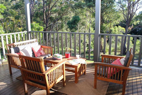 BUSH 2 BEACH - VIC Tourism 0