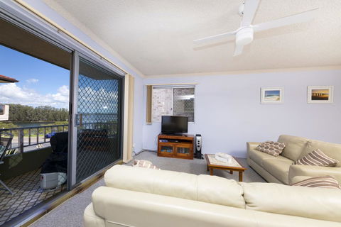 Camelot Unit 6 - VIC Tourism 3