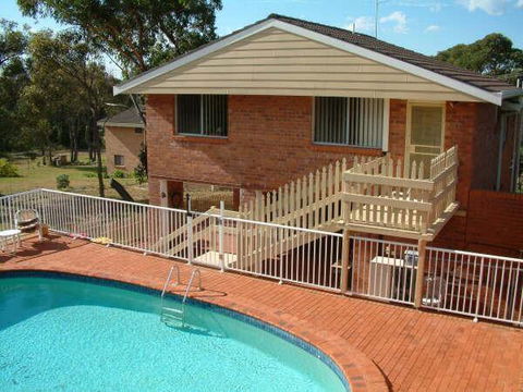 Canberra Cres 2E Burrill Lake, Upstairs Apartment - VIC Tourism 0