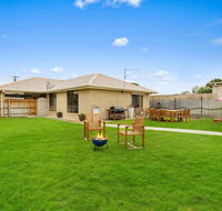 CAPEL Family Home large yard close to beach - VIC Tourism