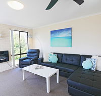 Capri Apartments - VIC Tourism