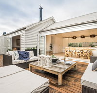 Capri House - VIC Tourism